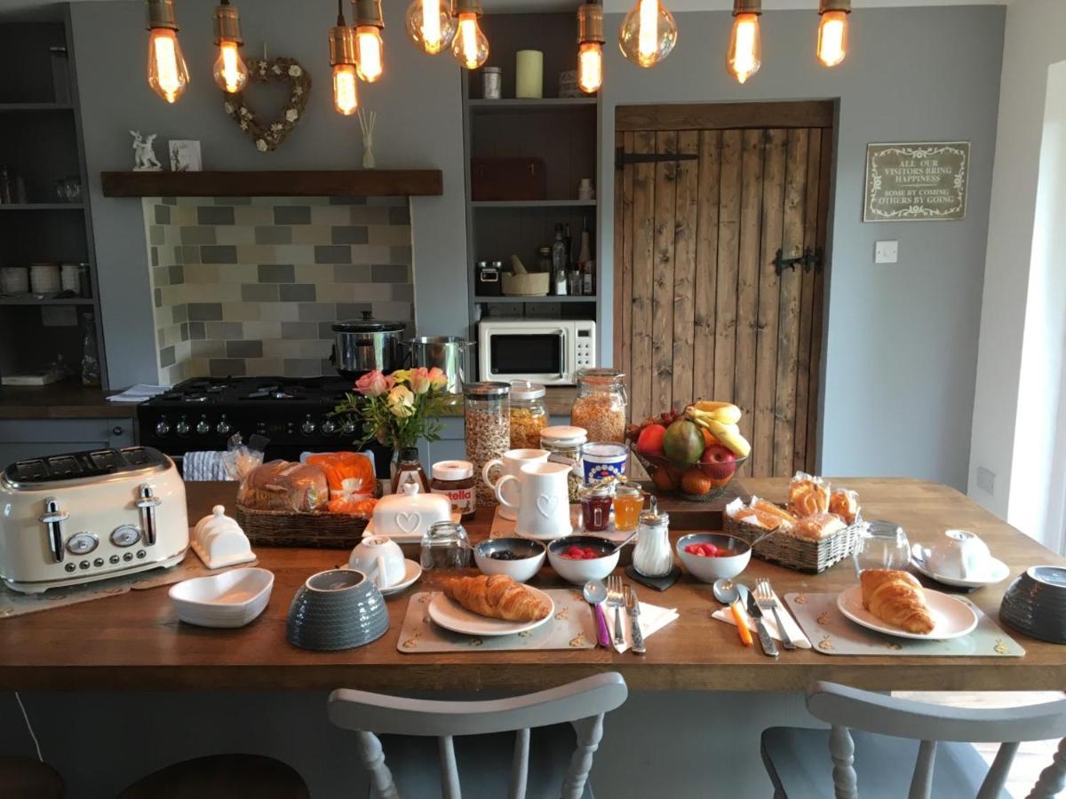 Guest Suite At 31 Little England Milborne Saint Andrew Eksteriør bilde