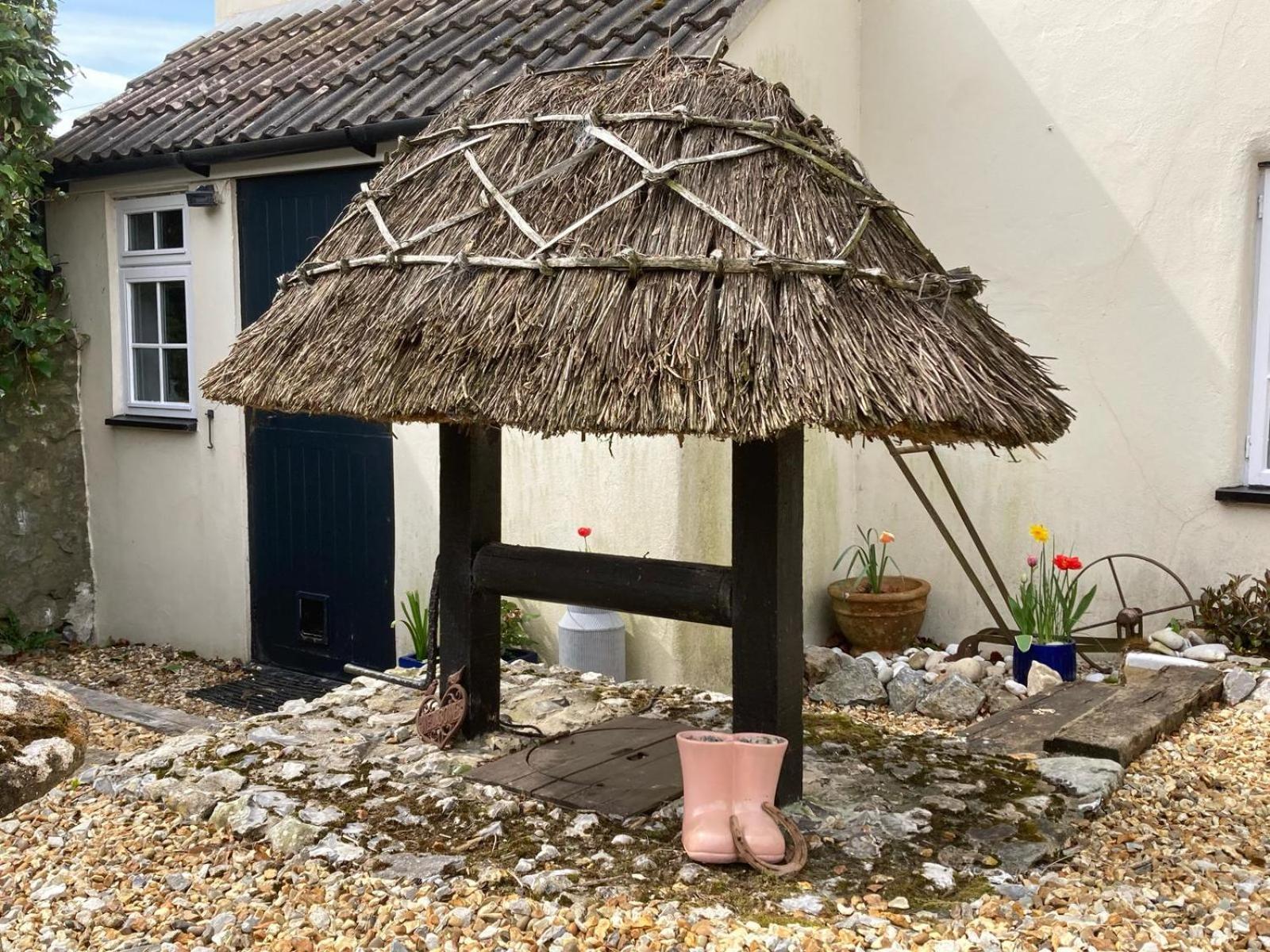 Guest Suite At 31 Little England Milborne Saint Andrew Eksteriør bilde